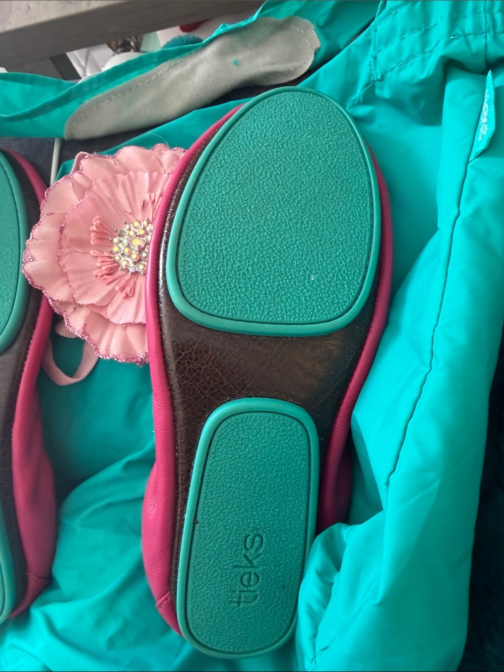 Tieks Women's Fuchsia Ballet Flats - Picture 2 of 4